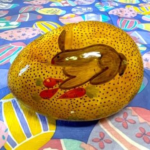 Vintage Lidded Easter Egg Appears to be Paper Mache.